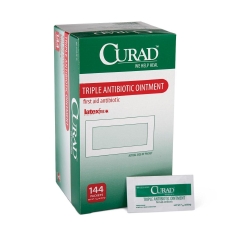 CURAD Triple Antibiotic Ointment, 0.9 g Packet