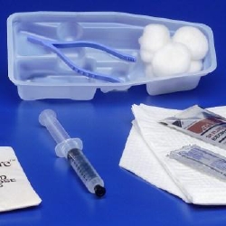 Curity Universal Catheterization Tray with 30 cc Syringe