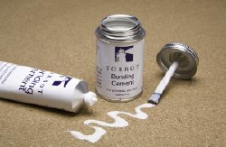 Skin Bonding Cement with Brush 4 oz. Can